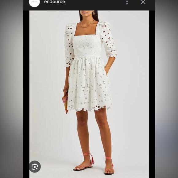 Cara Cara Vibrant Red Floral Lace Hart  Dress in hibiscus - Picture 4 of 4